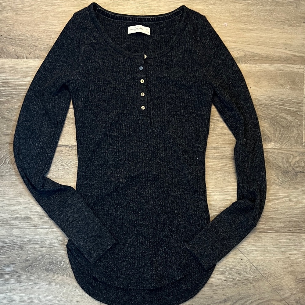 Abercrombie&Fitch Henley Long Sleeve Top